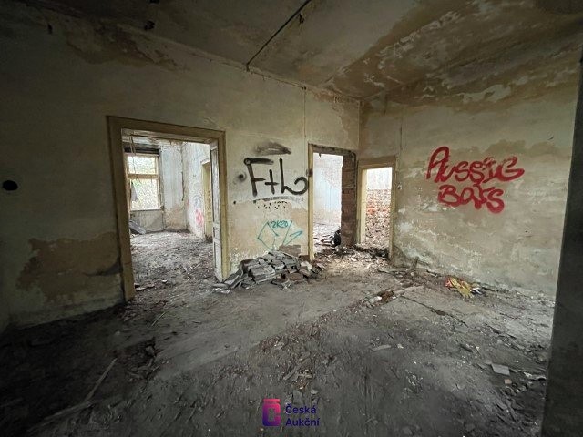 Prodej stavebního pozemku 1 505 m² - foto 5