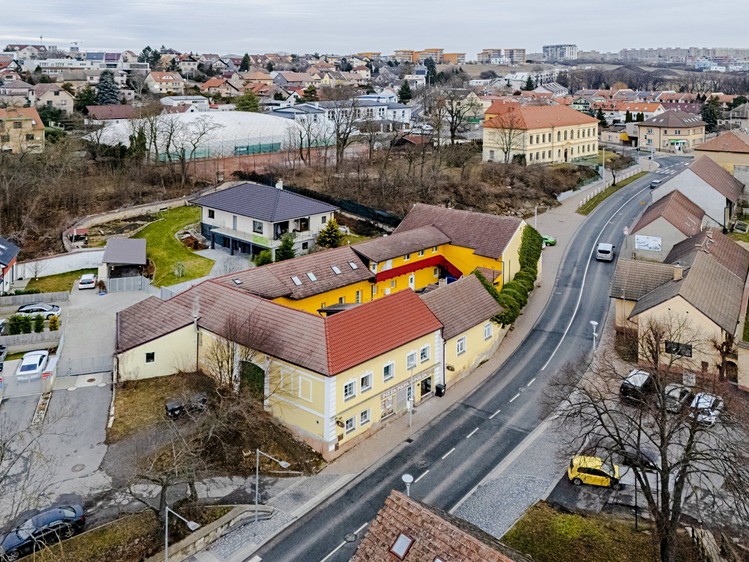 Prodej činžovního domu 898 m² - foto 8