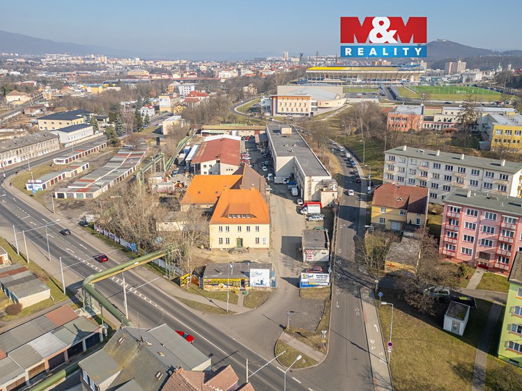 Prodej obchodního prostoru 760 m² - foto 1