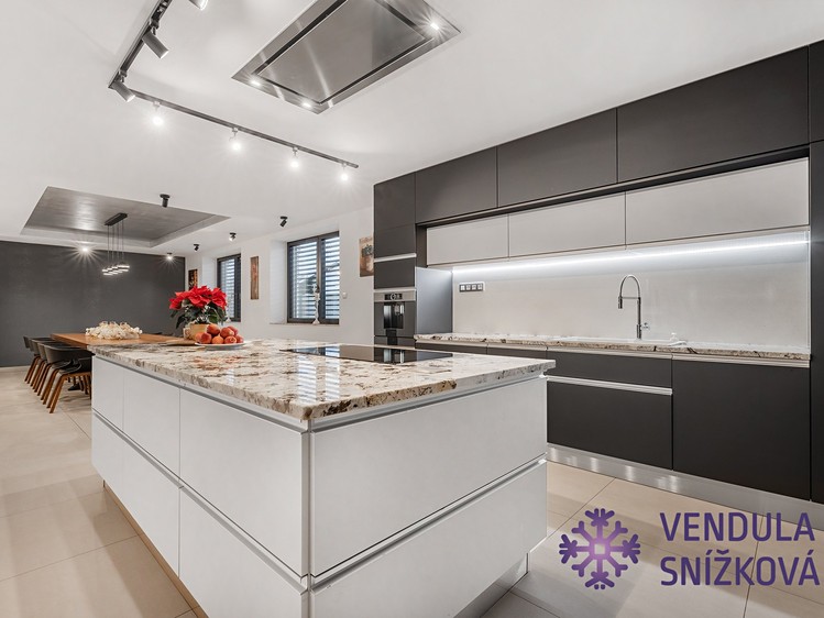 Prodej ubytovacího zařízení 331 m² - foto 4