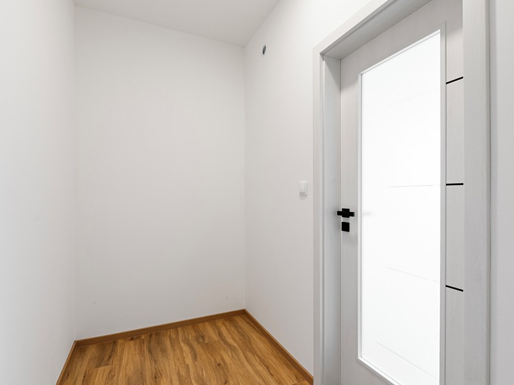 Prodej kanceláře 89 m² - foto 6