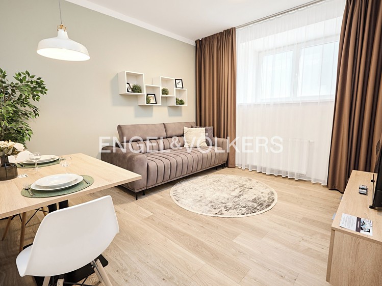 Prodej komerční nemovitosti 48 m² - foto 1