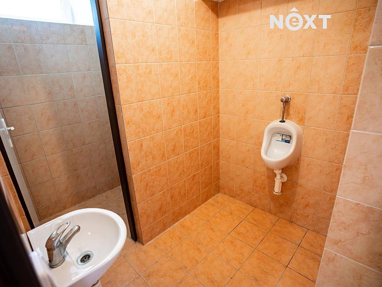 Prodej obchodního prostoru 98 m² - foto 8