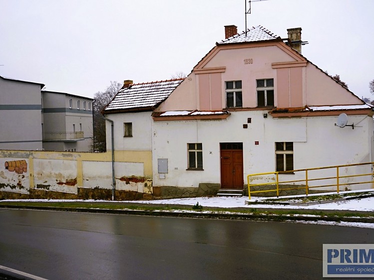Prodej činžovního domu 260 m² - foto 1