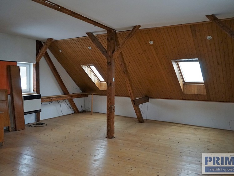 Prodej činžovního domu 260 m² - foto 8