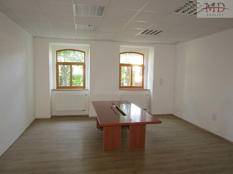 Prodej kanceláře 100 m² - foto 4
