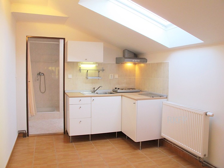 Pronájem kanceláře 40 m² - foto 3