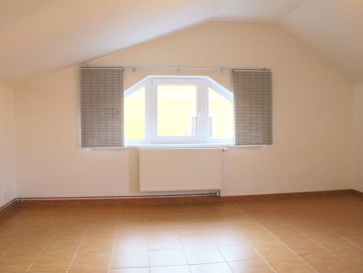 Pronájem kanceláře 40 m² - foto 5