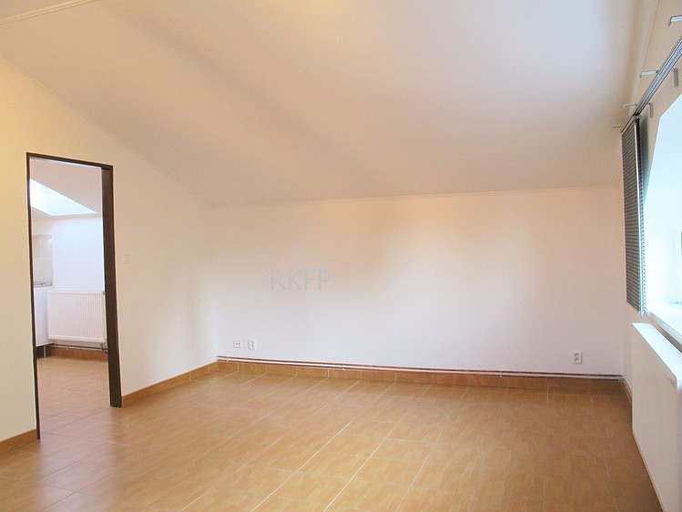 Pronájem kanceláře 40 m² - foto 8