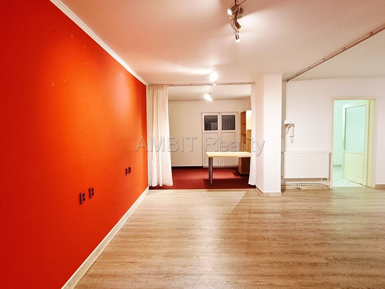 Pronájem kanceláře 53 m² - foto 3