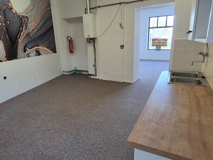 Pronájem obchodního prostoru 54 m² - foto 8
