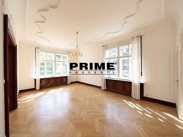 Pronájem kanceláře 270 m² - foto 2