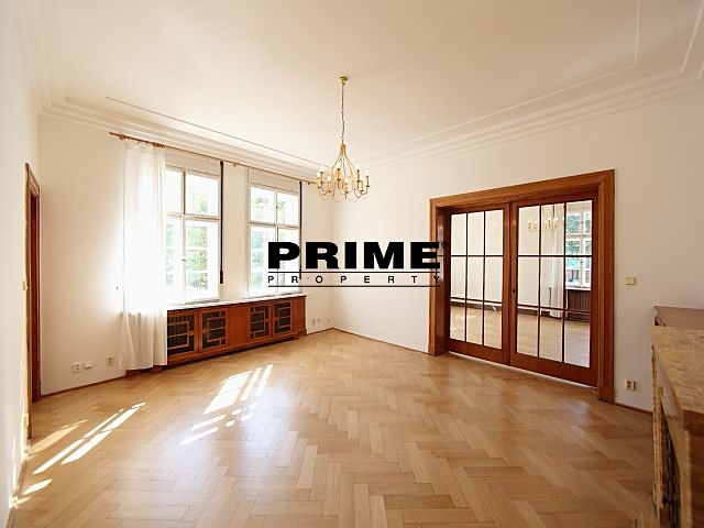 Pronájem kanceláře 270 m² - foto 8