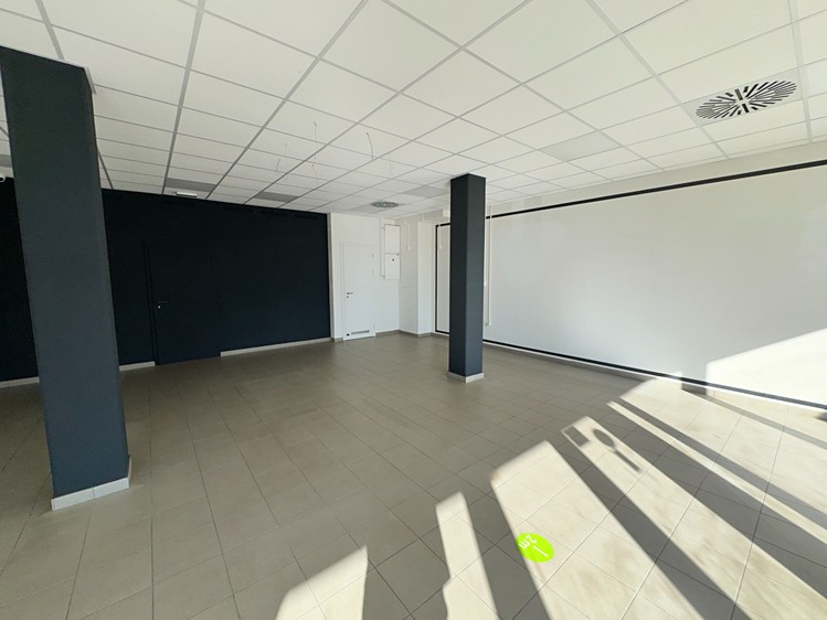 Pronájem obchodního prostoru 84 m² - foto 4