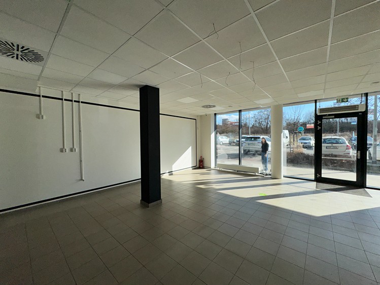 Pronájem obchodního prostoru 84 m² - foto 7