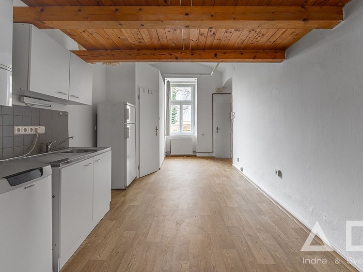 Pronájem kanceláře 40 m² - foto 6
