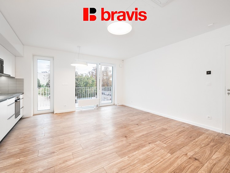 Pronájem kanceláře 66 m² - foto 3