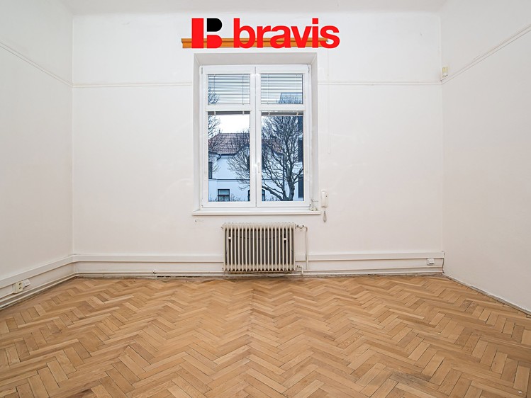 Pronájem kanceláře 117 m² - foto 5