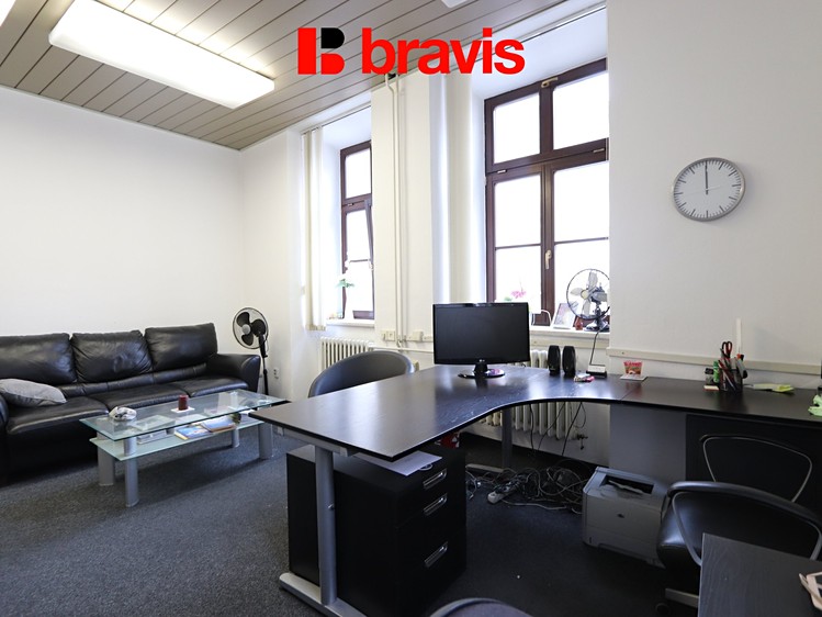Pronájem kanceláře 36 m² - foto 1