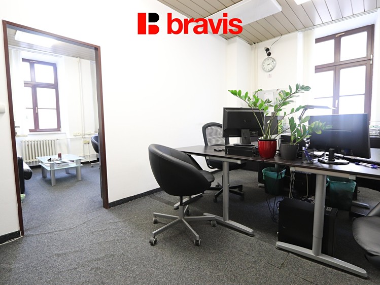 Pronájem kanceláře 36 m² - foto 2