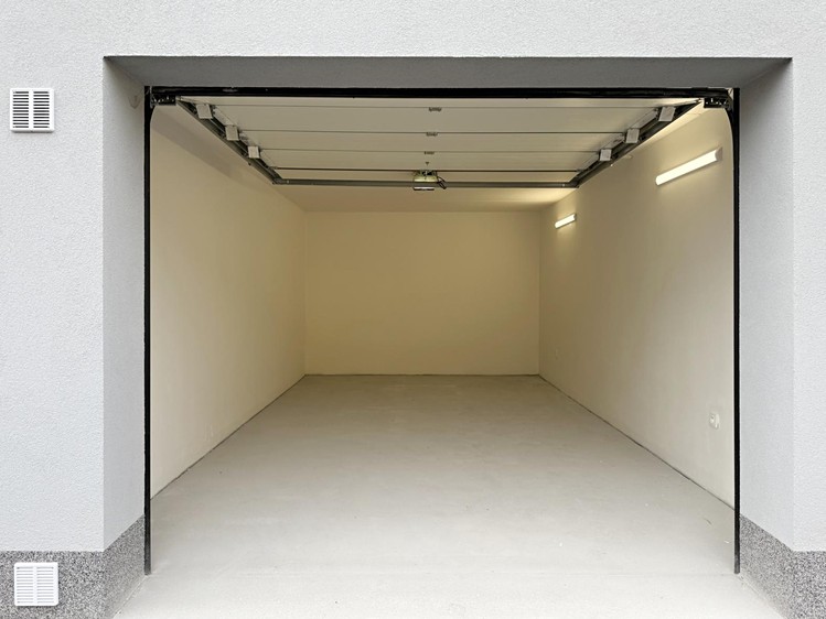 Prodej garáže 20 m² - foto 4