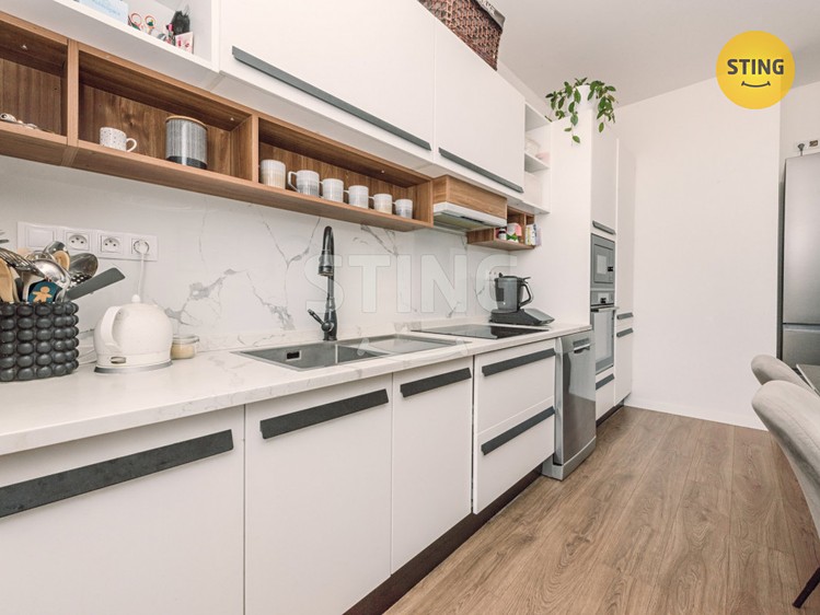 Prodej bytu 3+kk 77 m² - foto 2