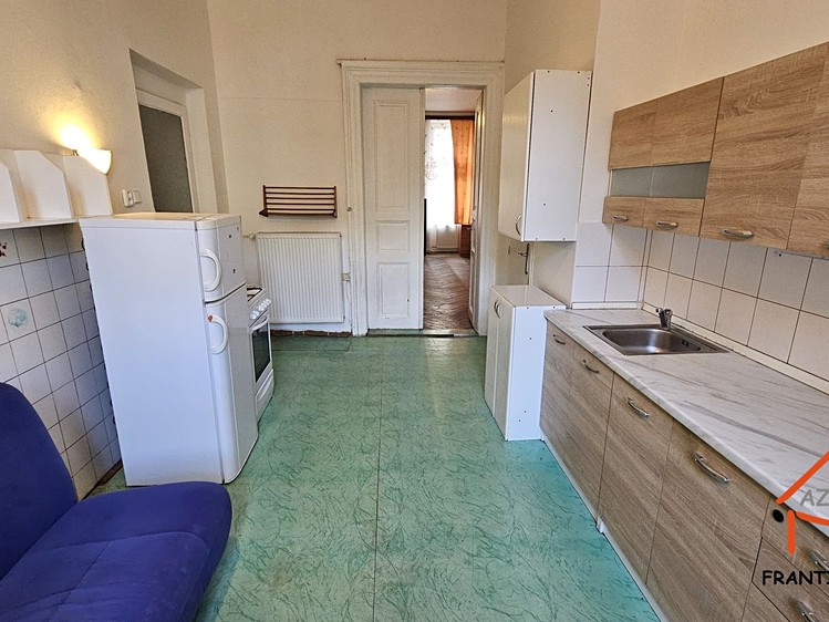 Pronájem bytu 1+1 52 m² - foto 5
