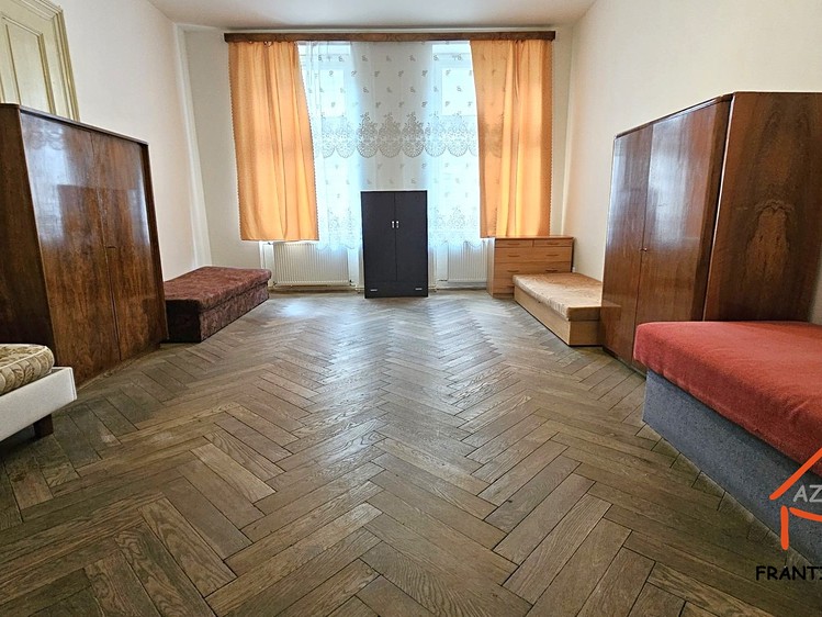 Pronájem bytu 1+1 52 m² - foto 6