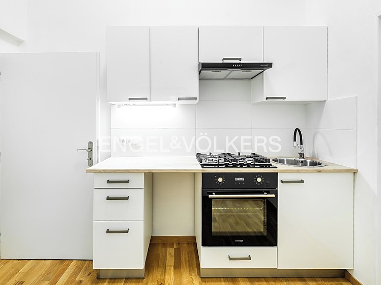 Pronájem bytu 1+1 43 m² - foto 3