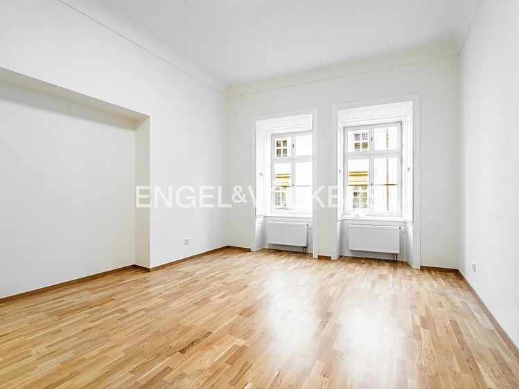 Pronájem bytu 1+1 43 m² - foto 1