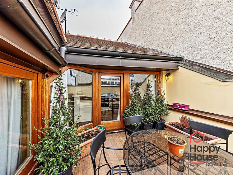 Pronájem bytu 3+kk 127 m² - foto 2
