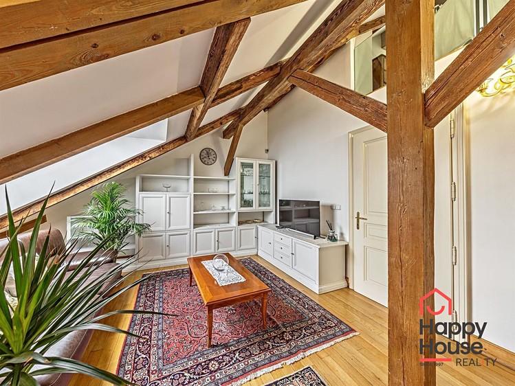 Pronájem bytu 3+kk 127 m² - foto 5