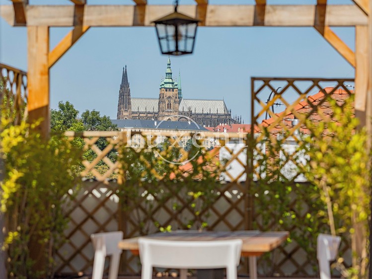 Pronájem bytu 5+1 286 m² (Mezonet) - foto 7