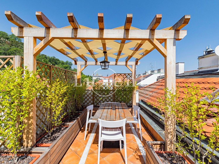 Pronájem bytu 5+1 286 m² (Mezonet) - foto 8