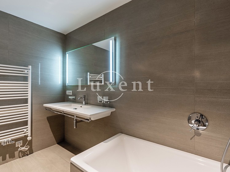 Pronájem bytu 2+kk 71 m² - foto 8