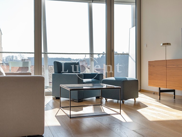 Pronájem bytu 2+kk 62 m² - foto 4