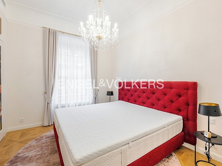 Pronájem bytu 4+kk 161 m² - foto 5