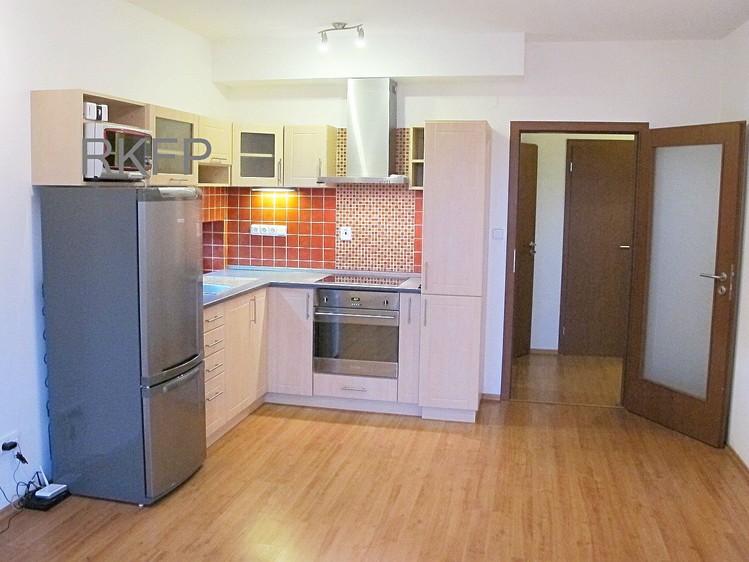 Pronájem bytu 2+kk 48 m² - foto 3