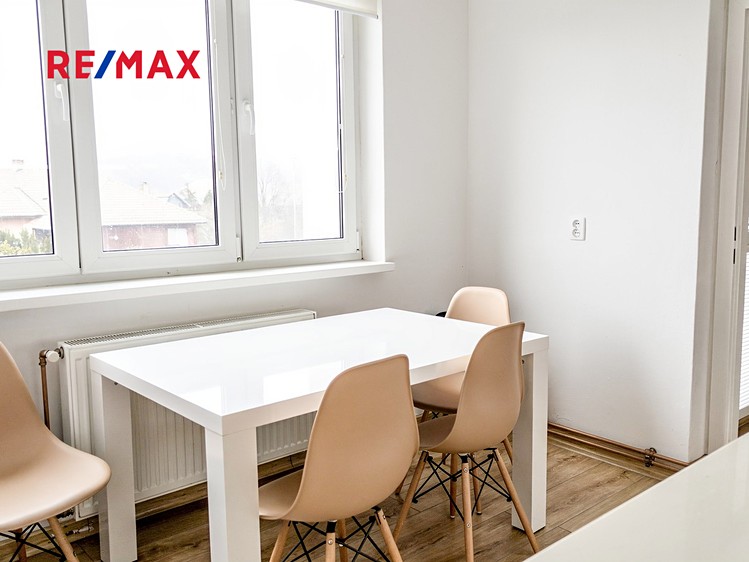 Pronájem bytu 3+1 78 m² (Jednopodlažní) - foto 4