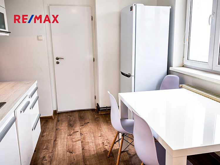 Pronájem bytu 3+1 78 m² (Jednopodlažní) - foto 3