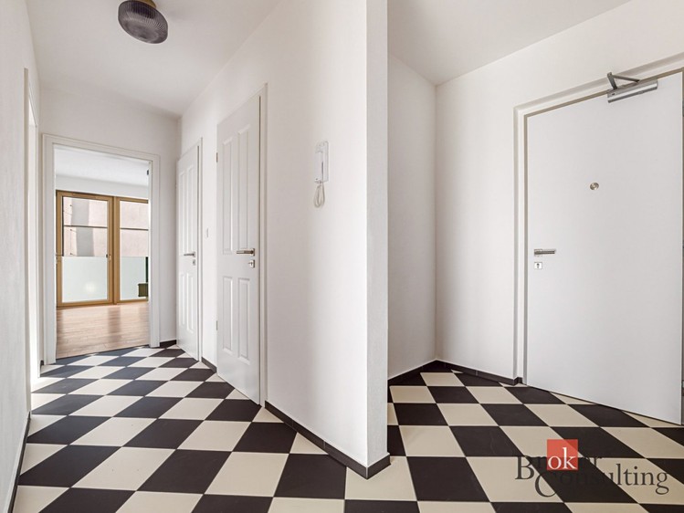 Pronájem bytu 3+kk 74 m² - foto 3