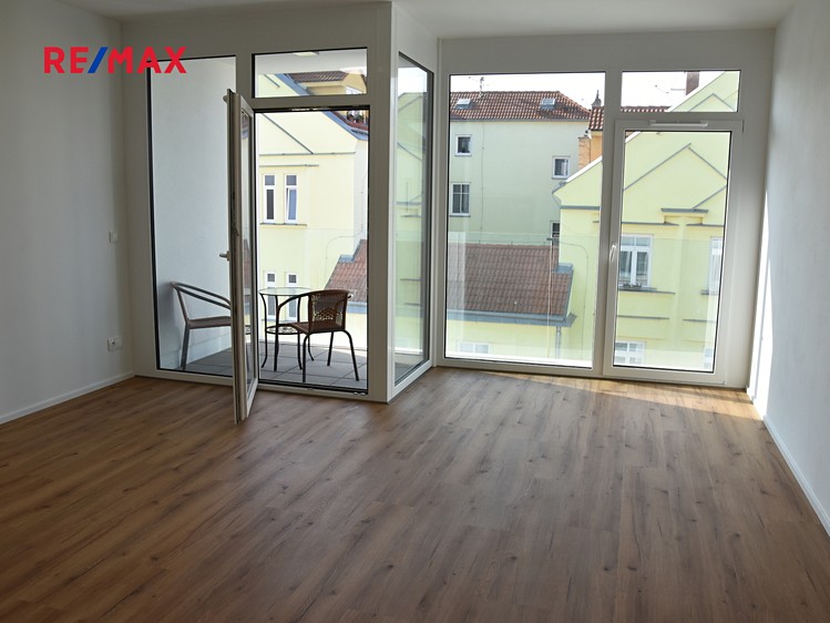 Pronájem bytu 1+kk 33 m² - foto 6