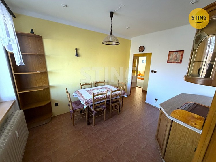 Pronájem bytu 3+1 84 m² - foto 3