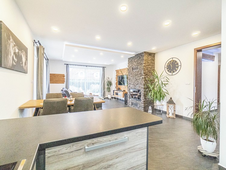 Prodej  rodinného domu 180 m², pozemek 2 181 m² - foto 7