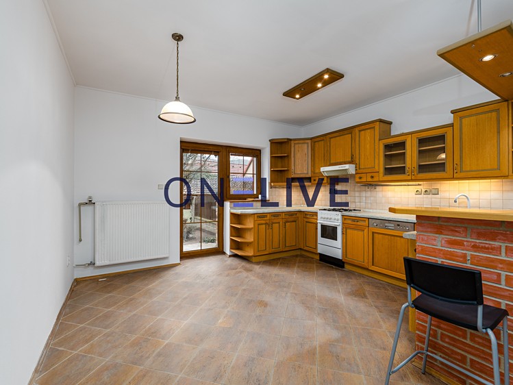 Prodej rodinného domu 112 m², pozemek 256 m² - foto 2