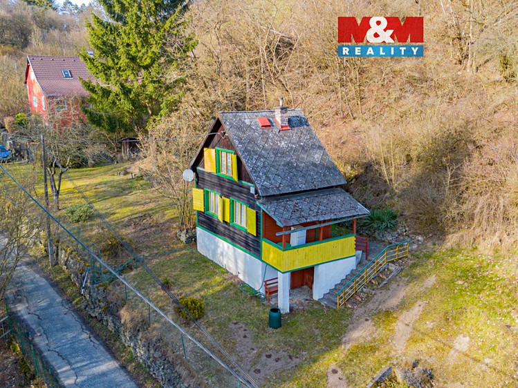 Prodej chaty 28 m², pozemek 3 679 m² - foto 1