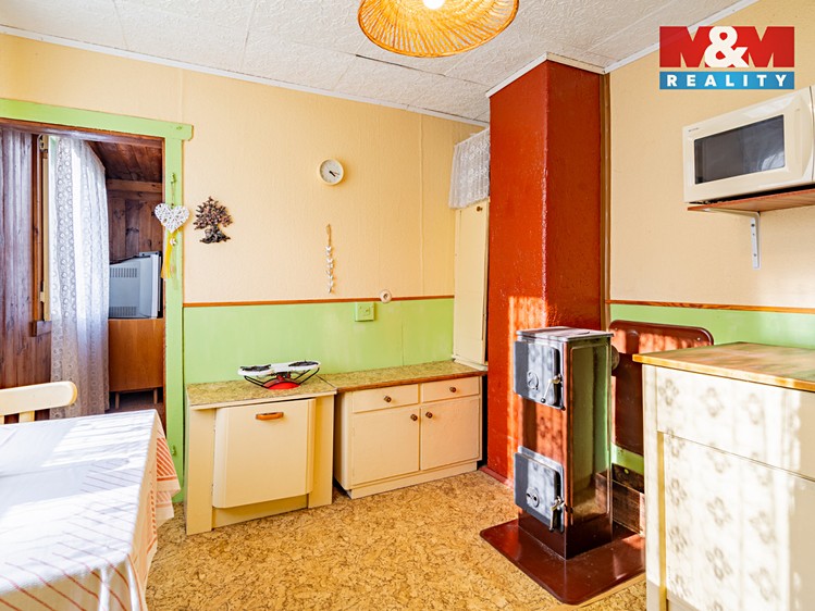 Prodej chaty 28 m², pozemek 3 679 m² - foto 7