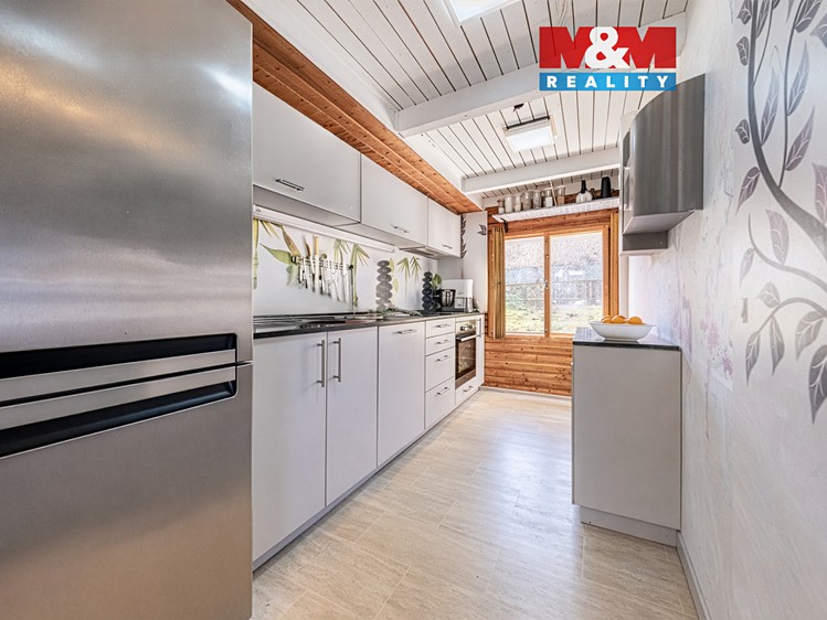 Prodej chaty 99 m², pozemek 684 m² - foto 1
