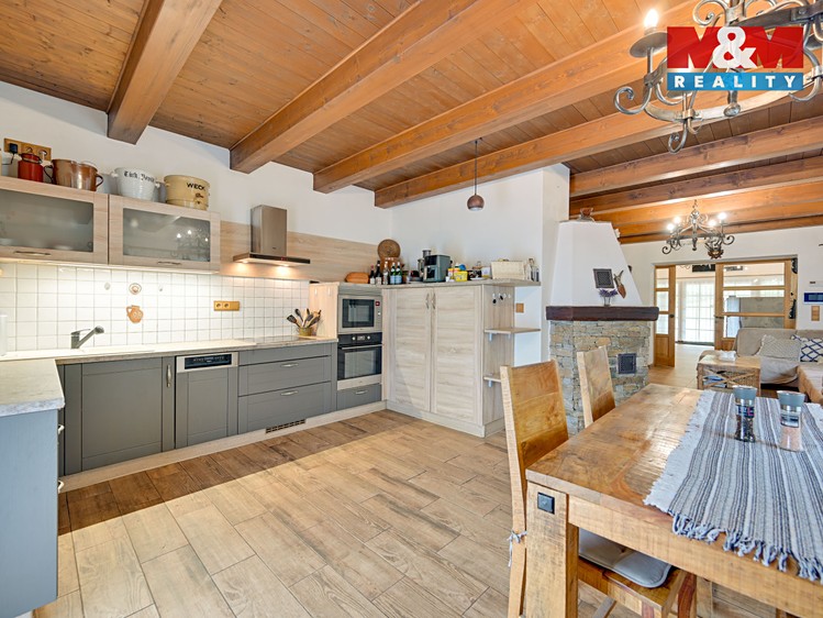 Prodej chalupy 247 m², pozemek 5 622 m² - foto 2