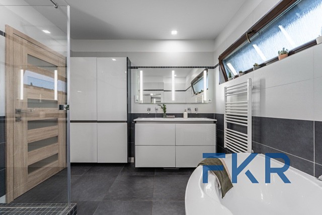 Prodej rodinného domu 114 m², pozemek 1 521 m² - foto 7